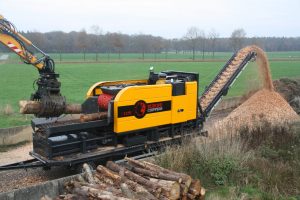 Europe-Chippers-EC-1175-Trailer-mount-1300x867